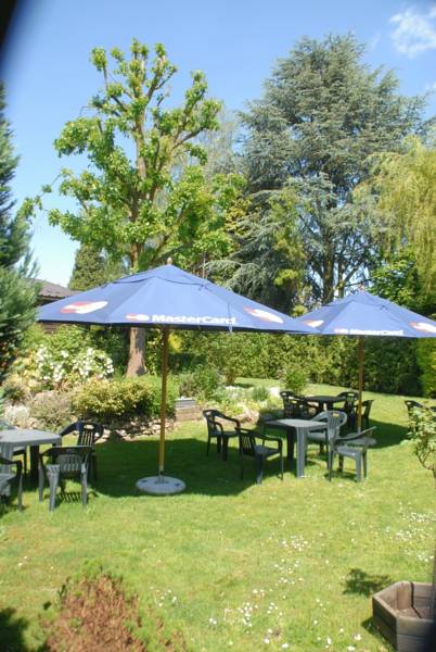 Hotel Le Joli Bois  3*