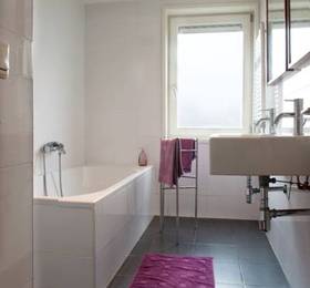 Purple Apartment  в Амстердаме