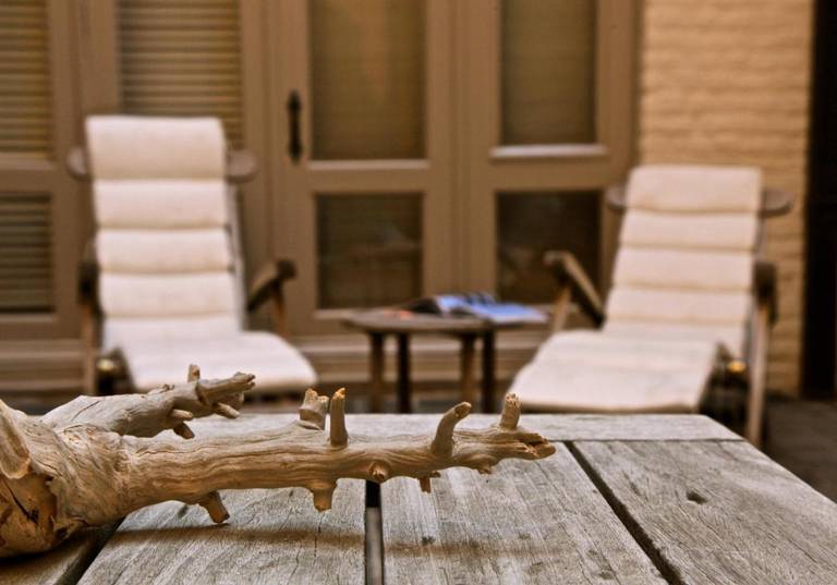 Boardhouse hotel