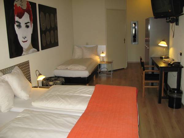 The Bridge Hotel 3* Нидерланды, Амстердам