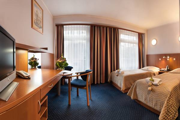 Hotel Alexander  3*