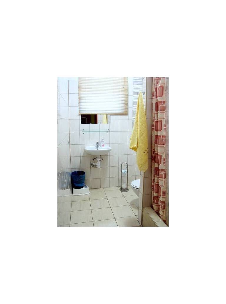 Old Town Hostel 