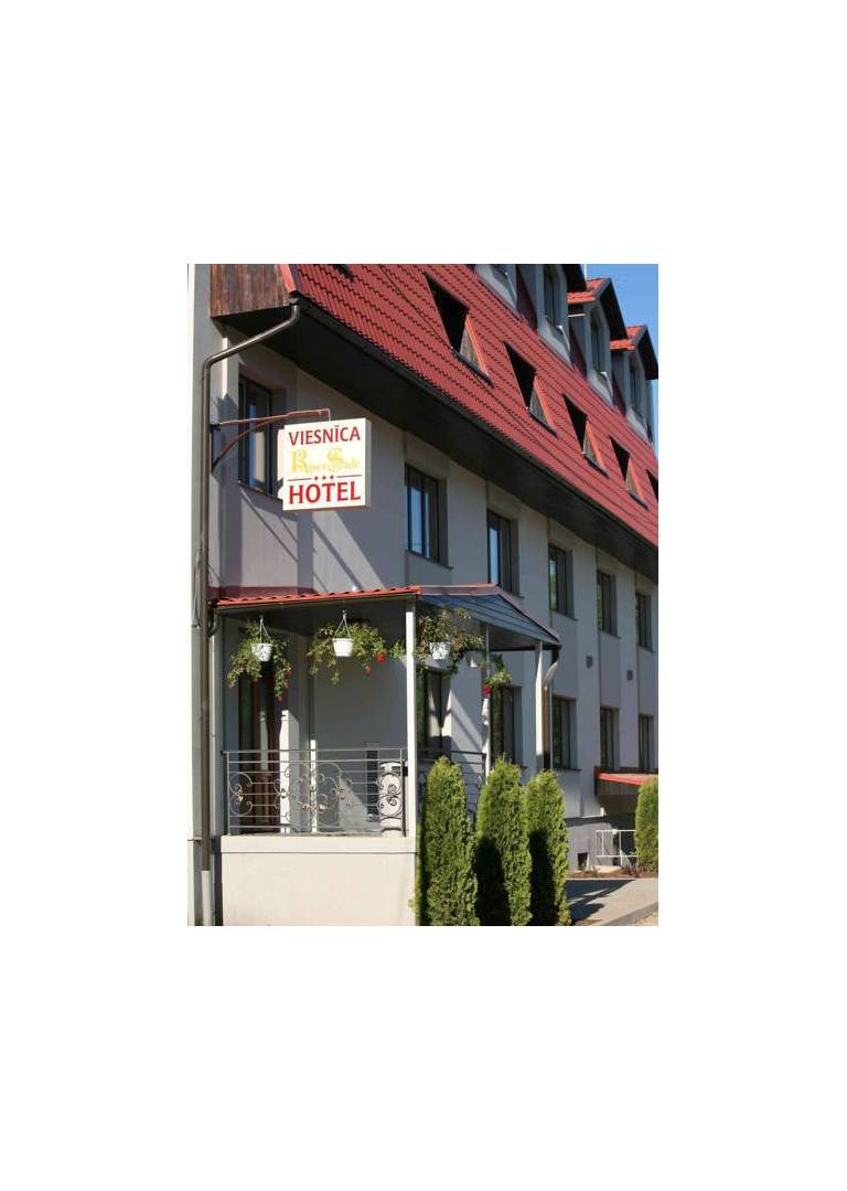 Riverside Hotel