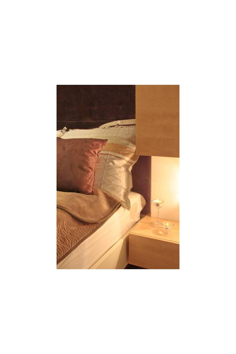 Royal Apartment 