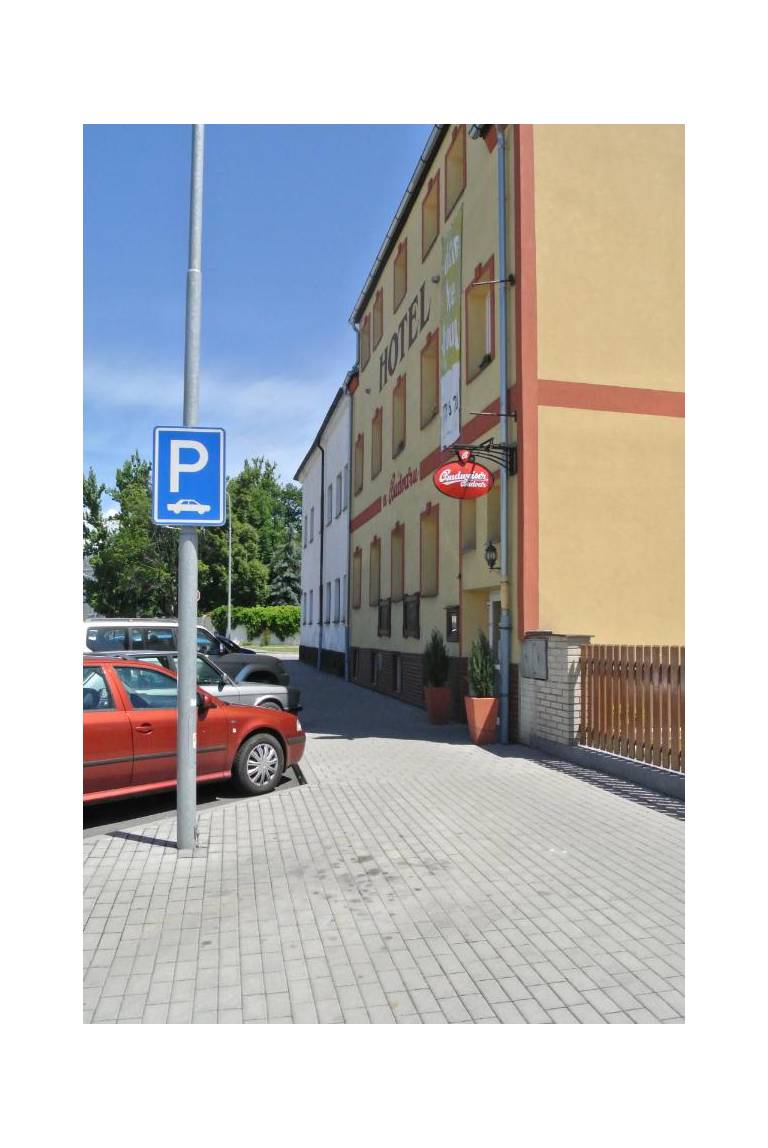Hotel u Budvaru 