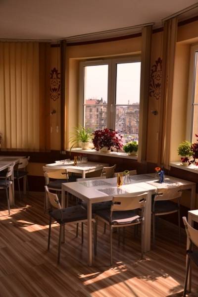 Premium Hostel