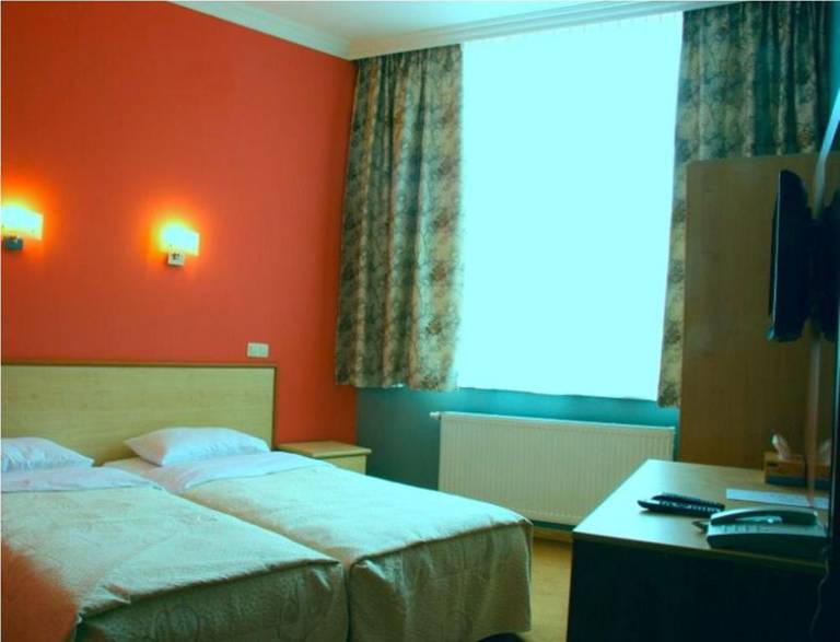 Hotel Prestige