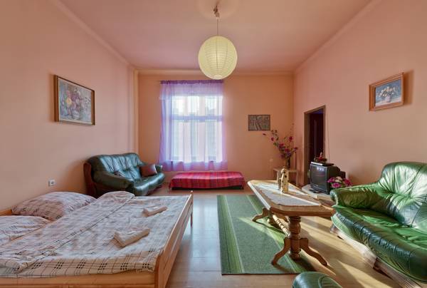 The 70s Hostel 