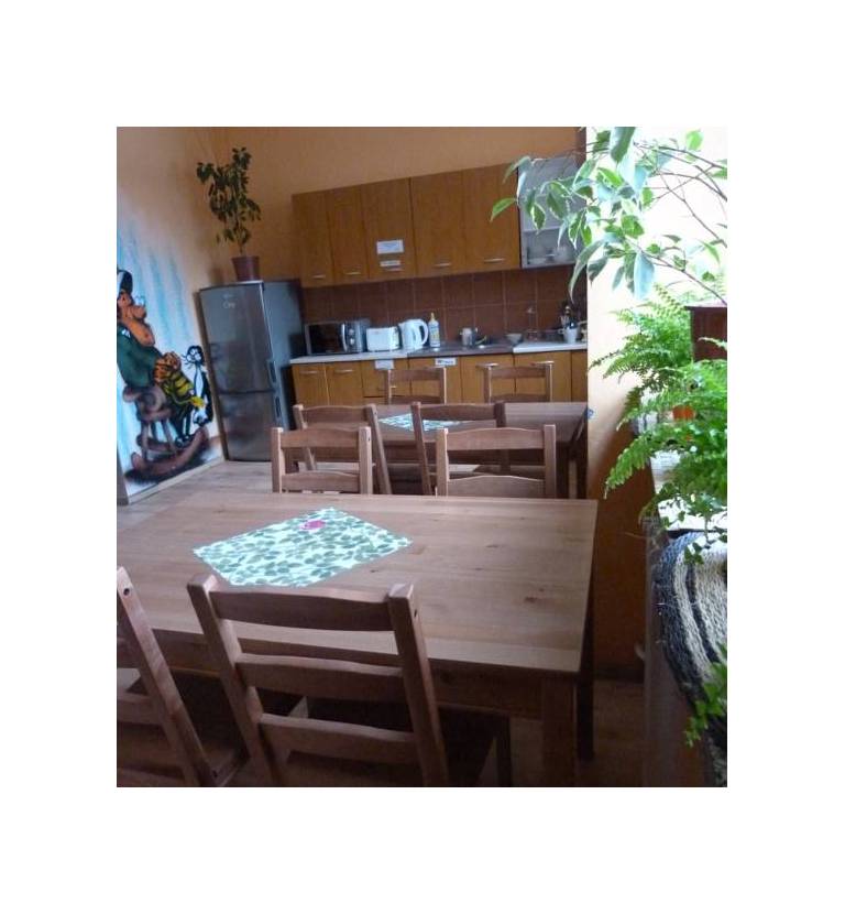 Hostel Camera 