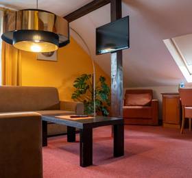 Hotel Podkowa  в Вроцлаве
