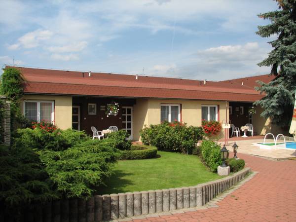 Hotel Elizza  3* Чехия, Прага