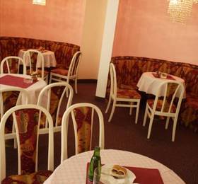 Hotel Luzice  в Яхимове