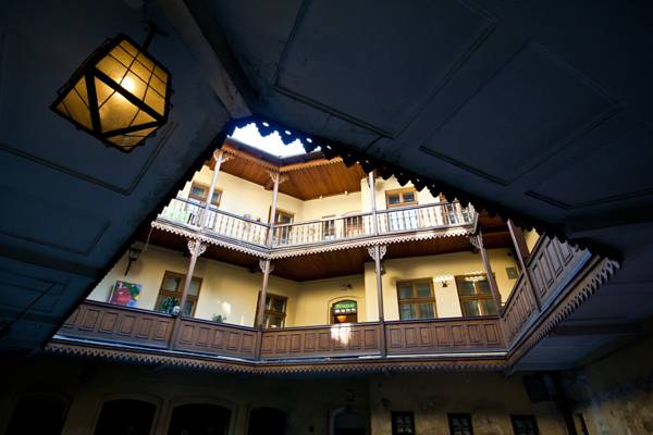 Green Hostel 