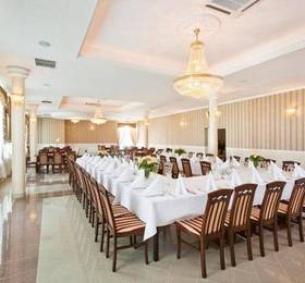 Hotel Korona  в Жешуве