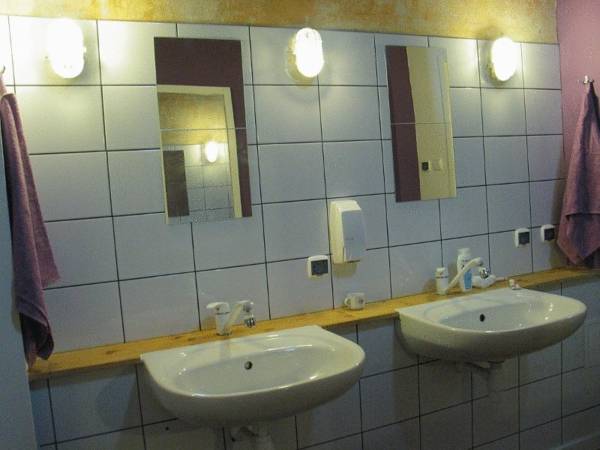 Emma Hostel 