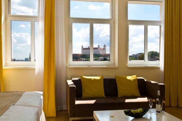 Mamaison Residence Sulekova