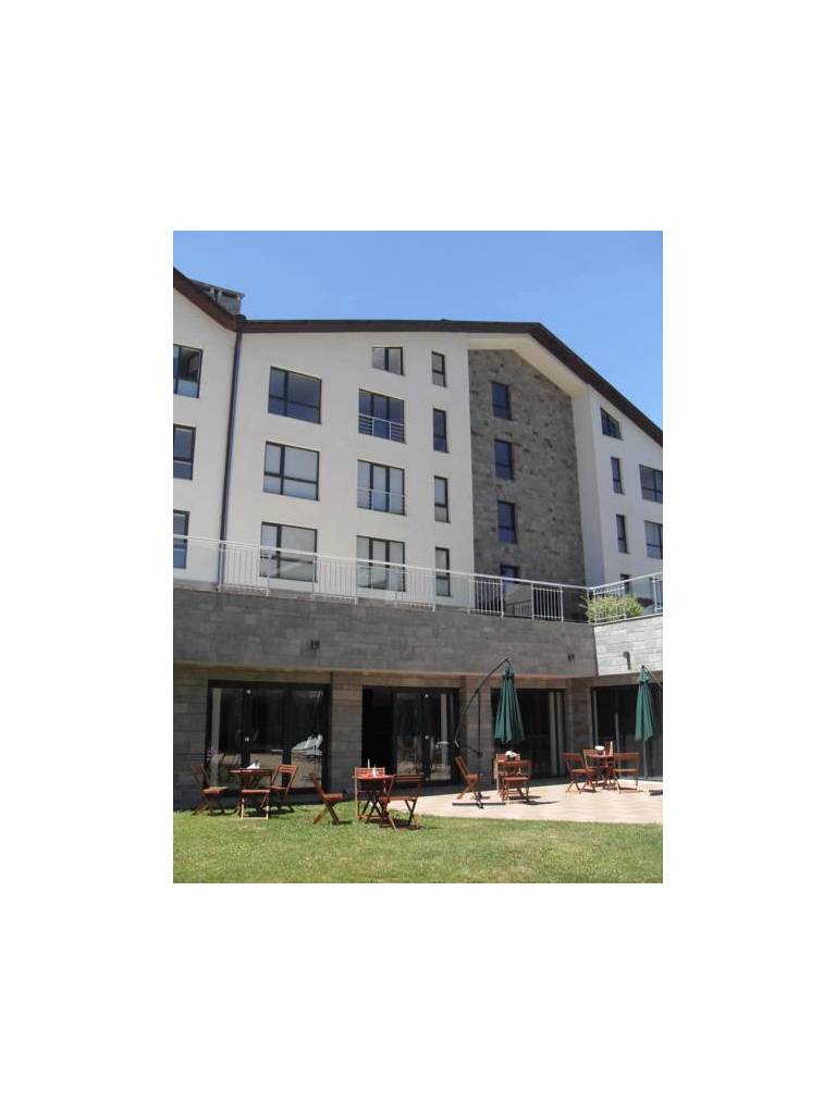 Saint Georges Lodge Aparthotel & Spa 