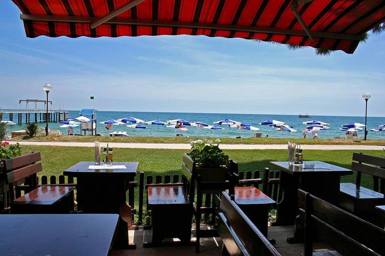 Lotos Hotel, Riviera Holiday Club