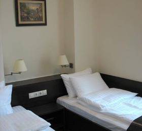 Hotel & Restaurant The House  в Софие