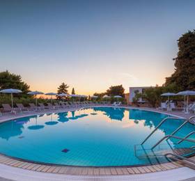 Pharos Hvar Bayhill Hotel  в Хваре