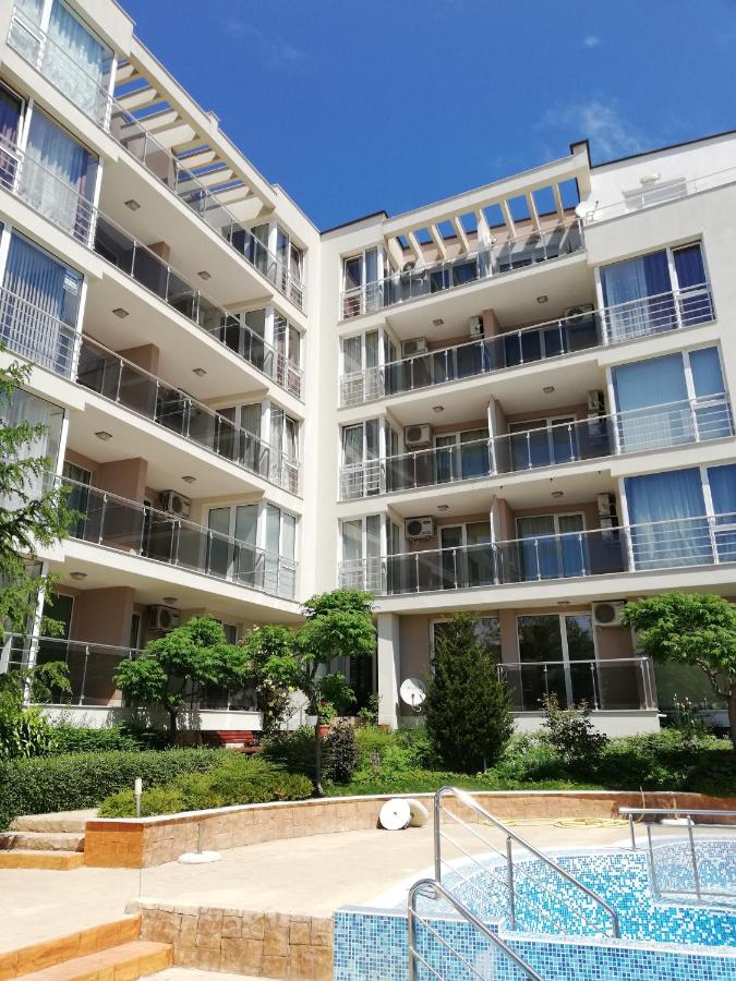 Sineva Del Sol Apartments