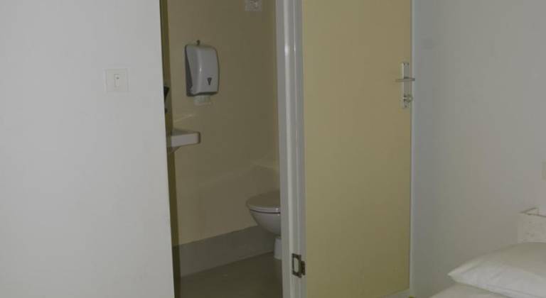 Design Hostel Goli & Bosi