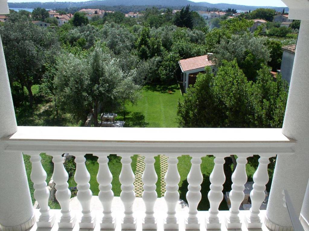 Apartments Paloma Blanca  3*