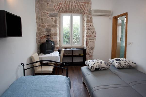 Central Comfortable Stay 