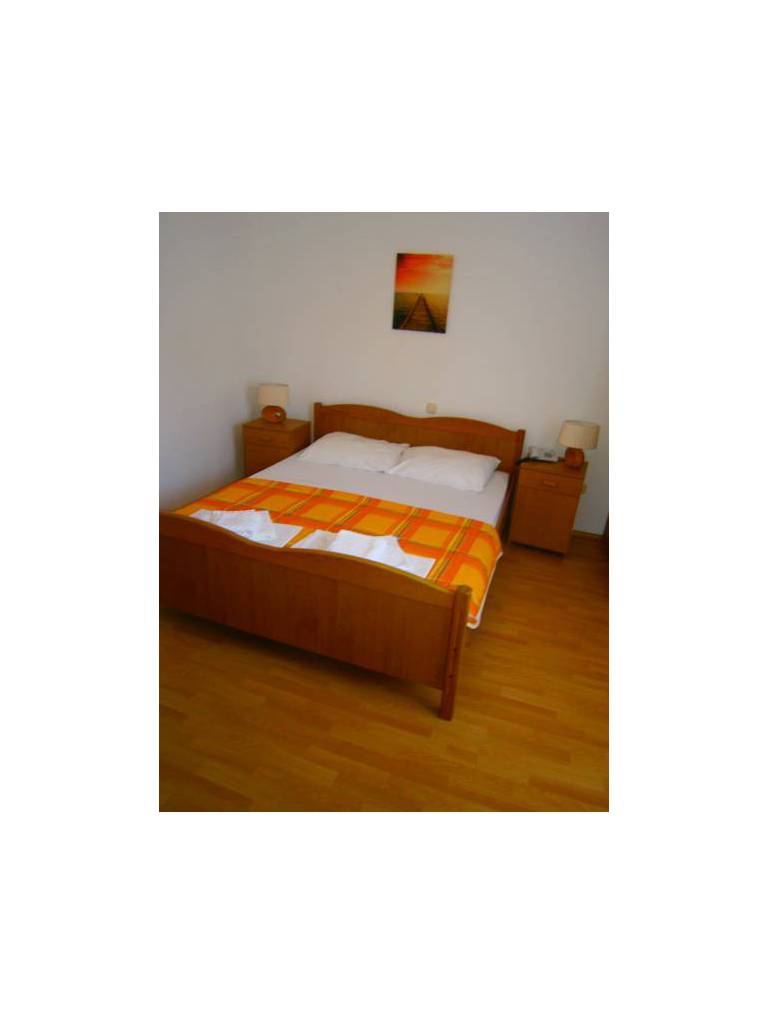 Bol Apartments Gospojica 