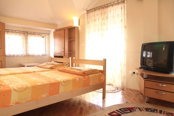 Di Angolo Guesthouse B&B  3* Македония, Охрид