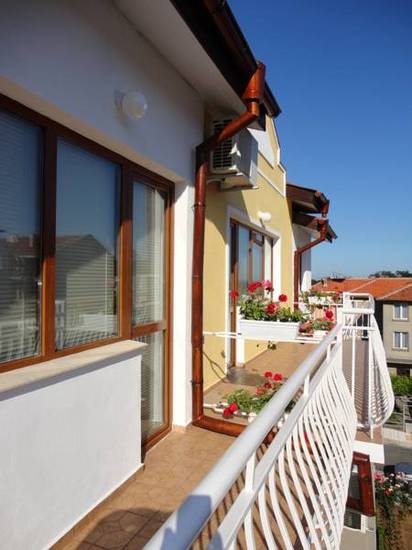 Family hotel Green Home  2* Болгария, Китен