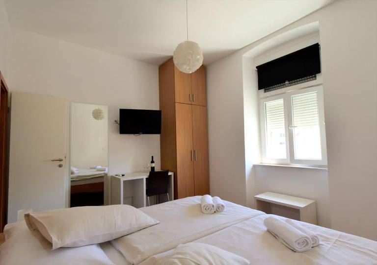 Marmontova Luxury Rooms 