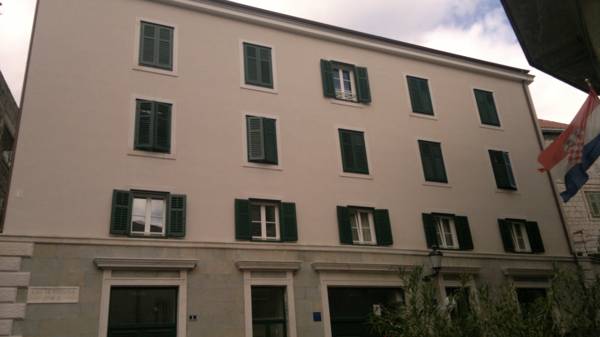 Asti Mande 1 Apartment