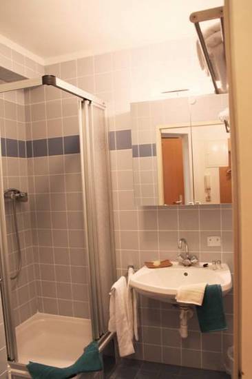CheckVienna - Apartmenthaus Hietzing Австрия, Вена
