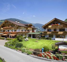 Hotel Garni Larcherhof в Майрхофене