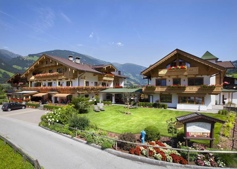 Hotel Garni Larcherhof 