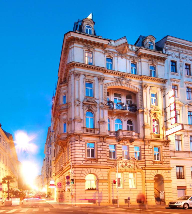 Drei Kronen Hotel City