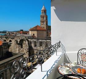 La Porta Luxury Rooms в Сплите