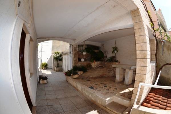 Apartments Franulovic  3* Хорватия, Хвар