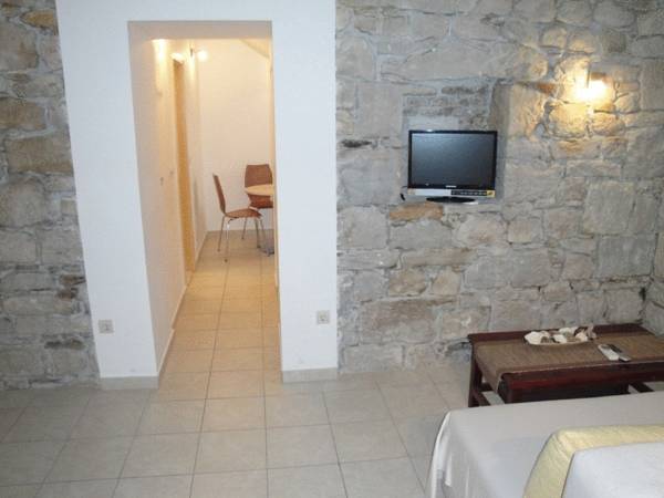 Split Inn Apartments