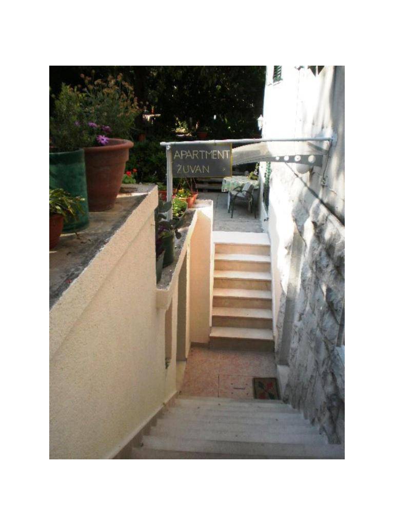 Apartments don Zuvan 