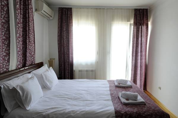 Residence Apartments 