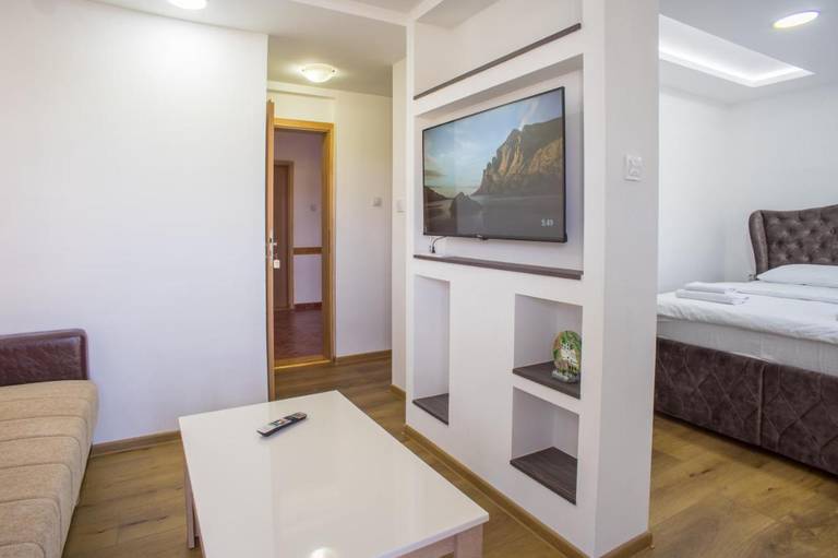 Apartments Pavlovic 