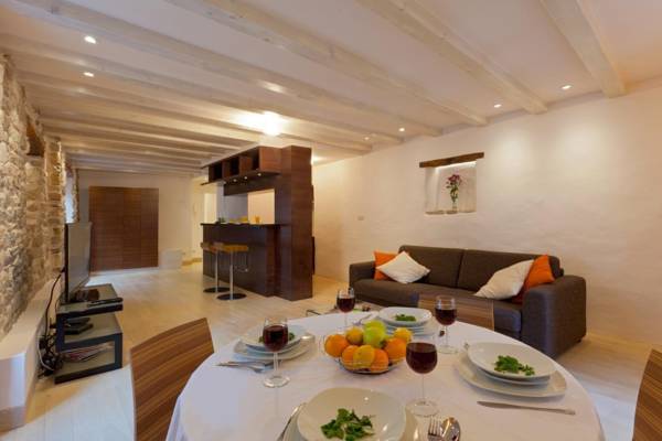 Split Luxury Suites 