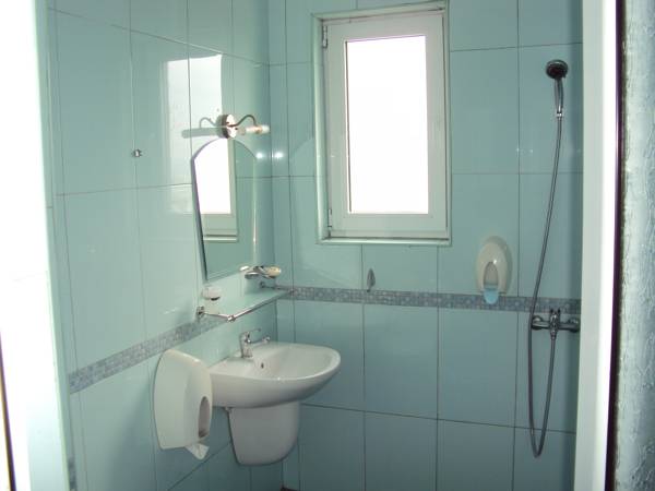 Hotel Lazuren Briag
