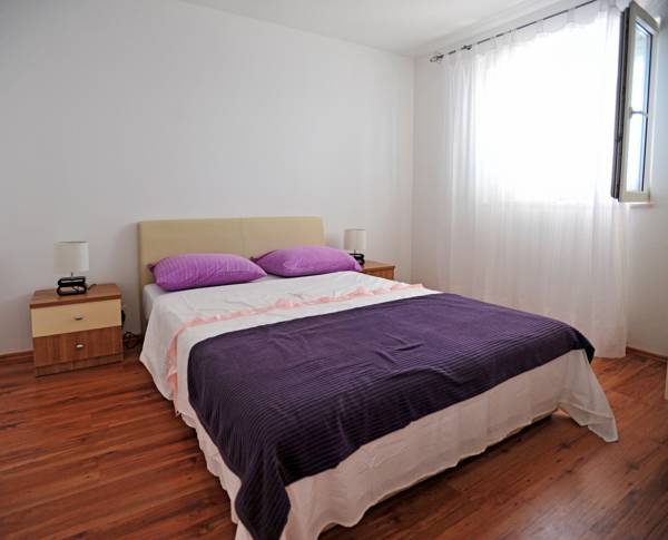 Nice View Apartment