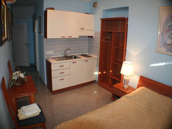Apartments Galerija 3* Хорватия, Корчула