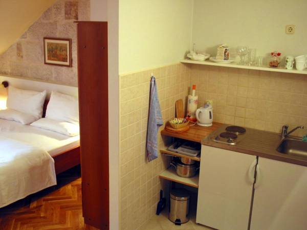 Old Town Apartments 3* Хорватия, Корчула