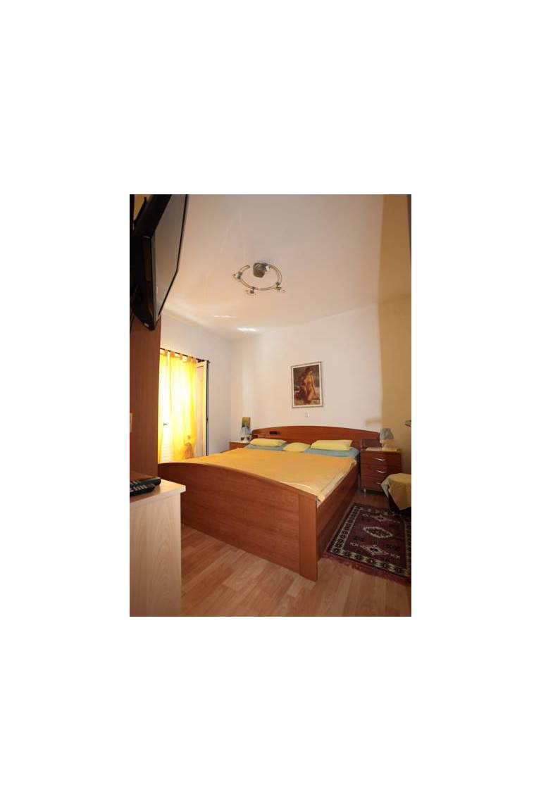 Apartments Divkovic 