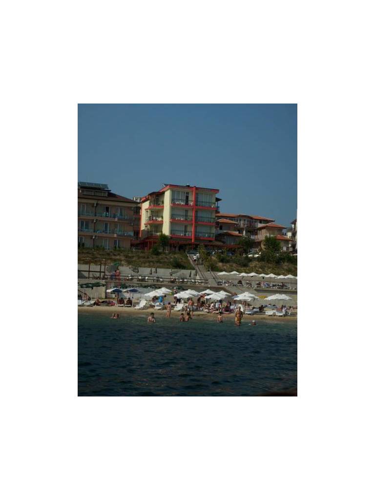 Family Hotel Charn 